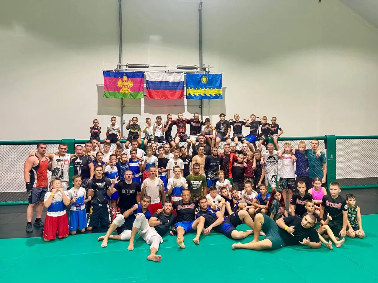 Большая команда клуба Ратибор